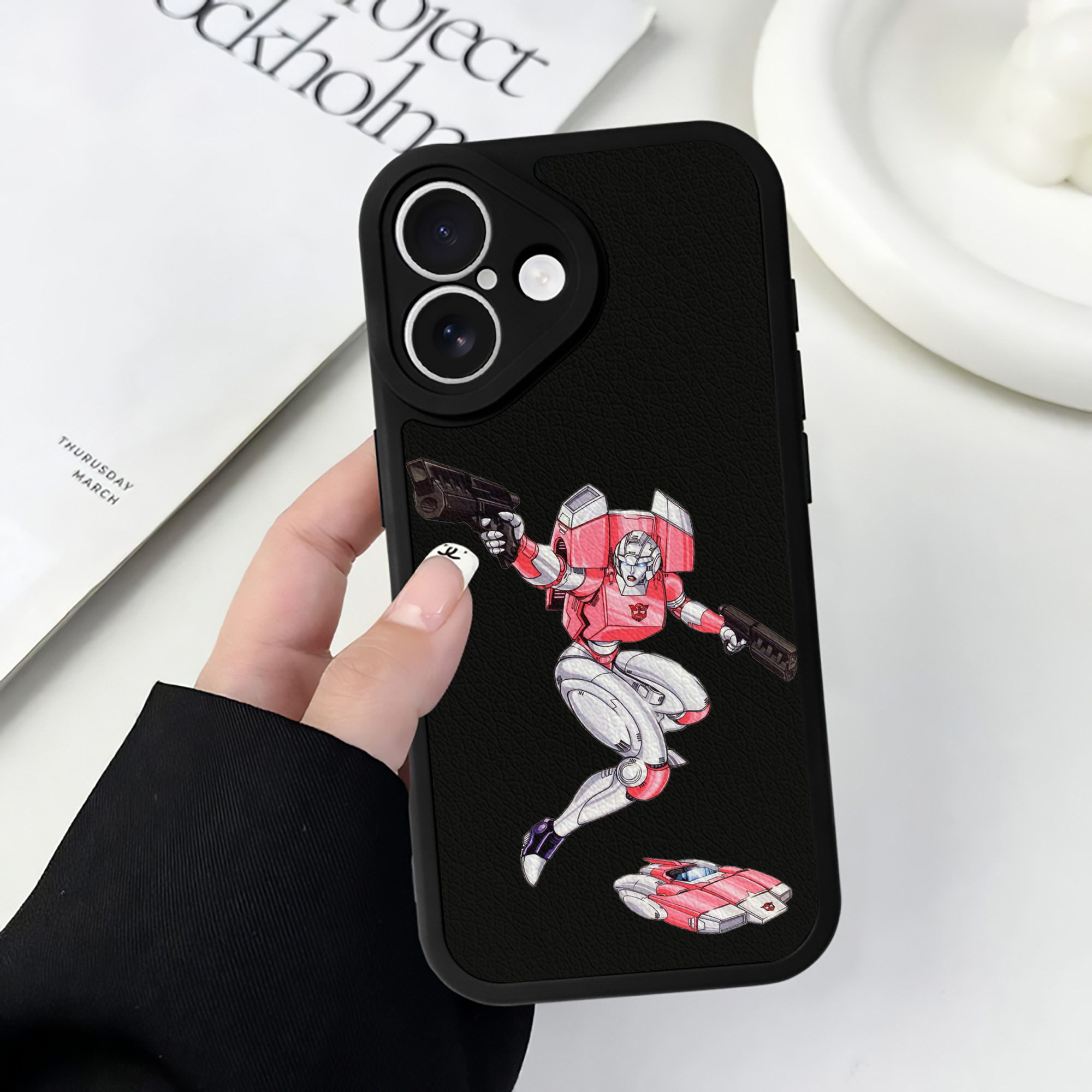 （画像用）  【iPhone 16シリーズ対応】シリコンスマホケース（レザー調） 材質：シリコン